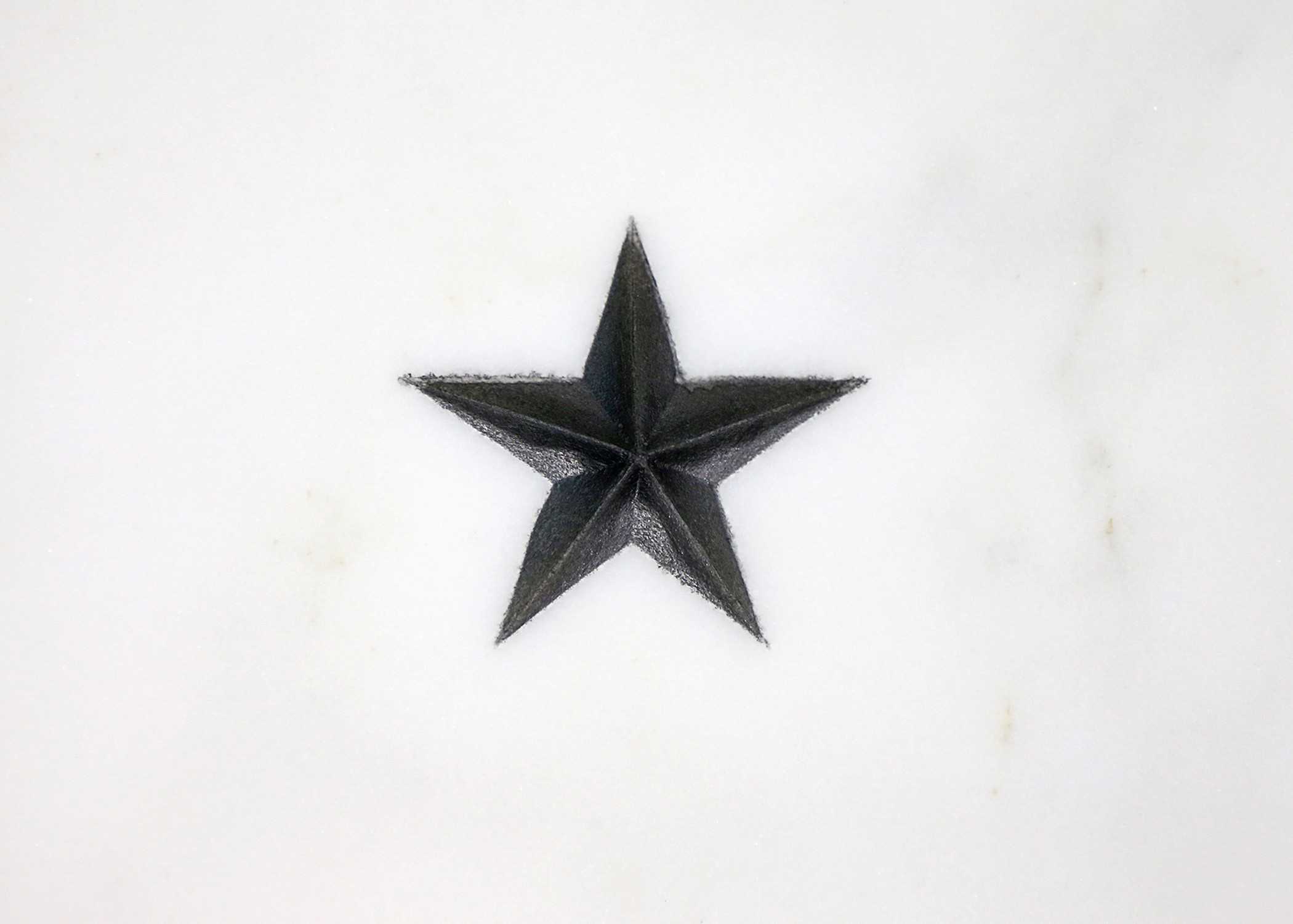 A single star from the memorial wall